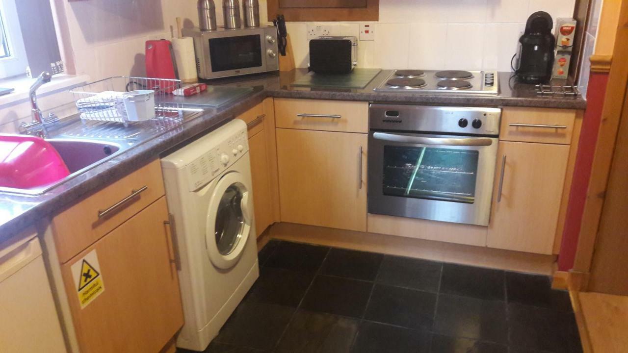 Leven And Linnhe Apartments, West Highland Way Holidays Kinlochleven Esterno foto