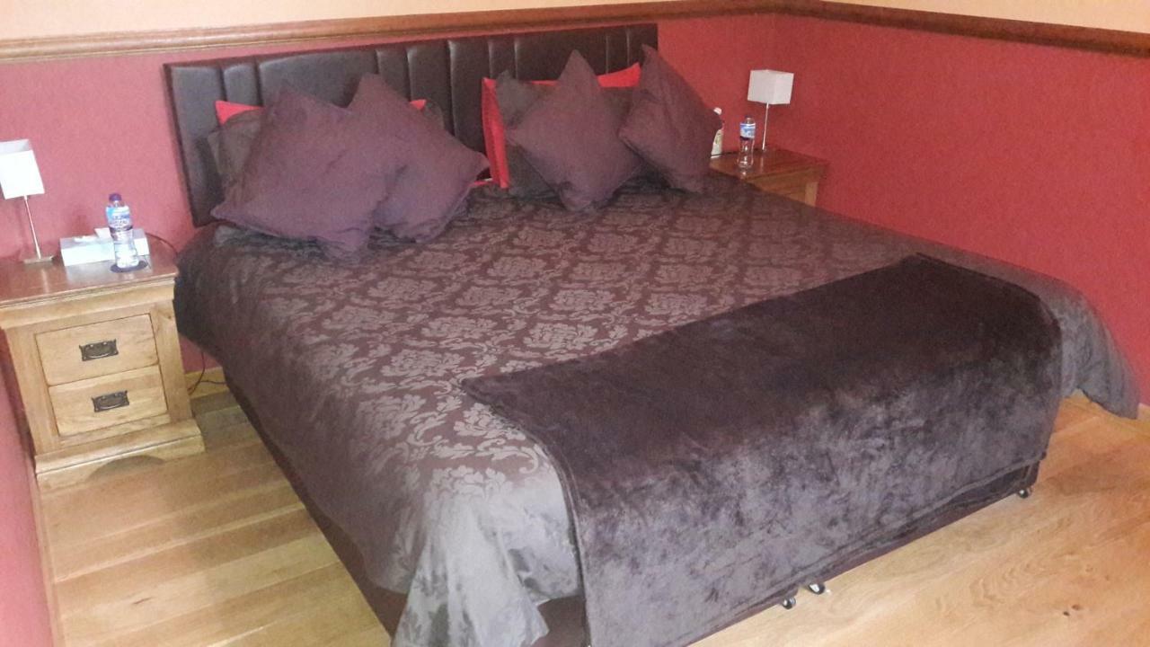 Leven And Linnhe Apartments, West Highland Way Holidays Kinlochleven Esterno foto