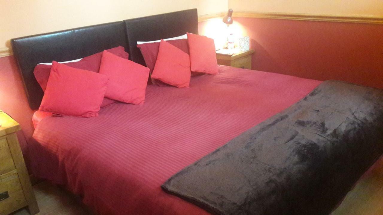 Leven And Linnhe Apartments, West Highland Way Holidays Kinlochleven Esterno foto